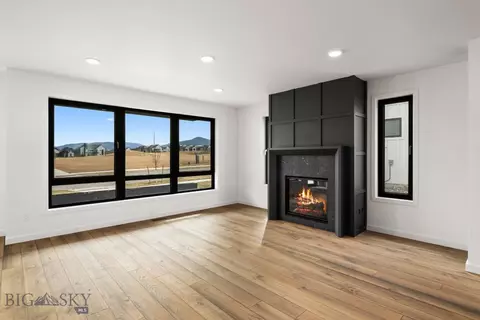 Living - 2939 S 30th Ave, Bozeman, MT 59718 photo 2 of 2