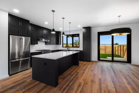 Kitchen - 2939 S 30th Ave, Bozeman, MT 59718 photo 2 of 10