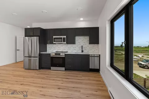 Kitchen - 2939 S 30th Ave, Bozeman, MT 59718 photo 8 of 10