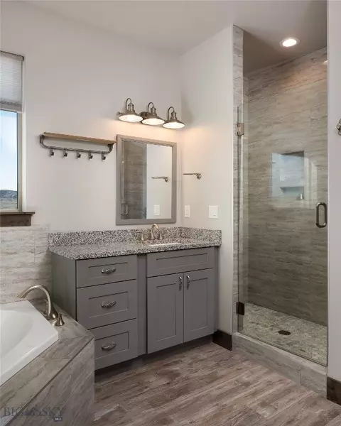 Bath - 61 Rolling Pr, Three Forks, MT 59752 photo 2 of 3
