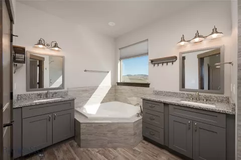 Bath - 61 Rolling Pr, Three Forks, MT 59752 photo 1 of 3