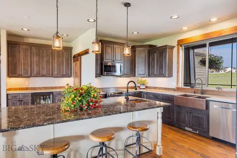 Kitchen - 43 Lewis Dr, Three Forks, MT 59752 photo 2 of 5