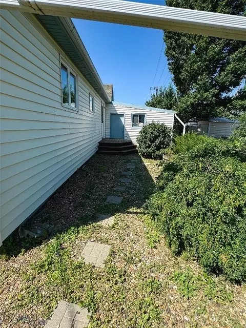 Exterior - 2 Robinson St #2 S, Scobey, MT 59263 photo 9 of 9