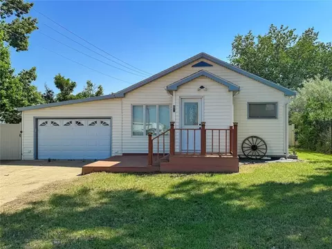 2 Robinson St #5 S, Scobey, MT 59263