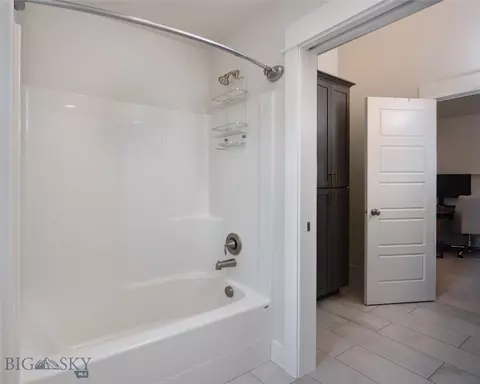 Bath - 4116 Moonstone Dr, Bozeman, MT 59718 photo 3 of 6