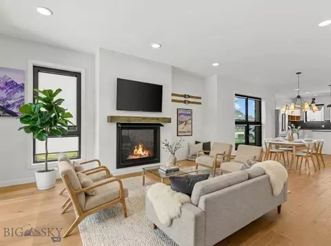 Living - 2040 Lance Dr #3, Bozeman, MT 59718 photo 3 of 3
