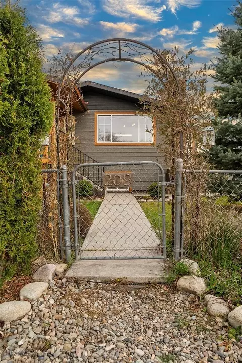 Exterior - 209 4th St, Townsend, MT 59644 photo 15 of 23