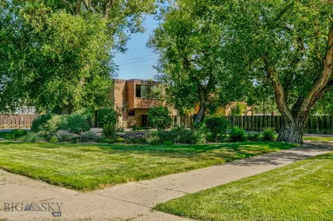 425 S 12th St, Livingston, MT 59047