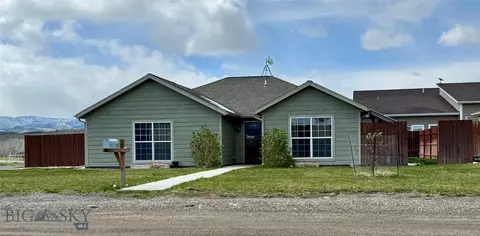1220 W Reservoir St, Livingston, MT 59047