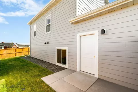 Exterior - 707 Thrice Loop, Belgrade, MT 59714 photo 7 of 8