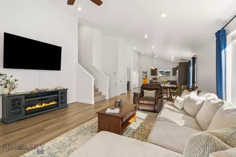 Living - 707 Thrice Loop, Belgrade, MT 59714 photo 3 of 4