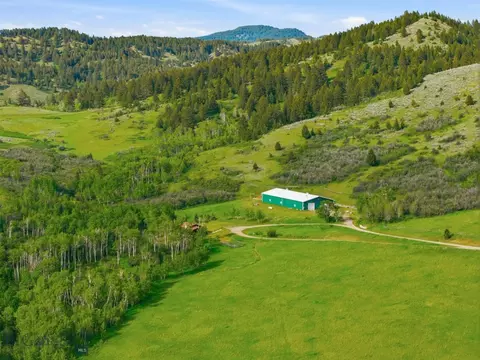 761 Sunny Bear Rd, Bozeman, MT 59715