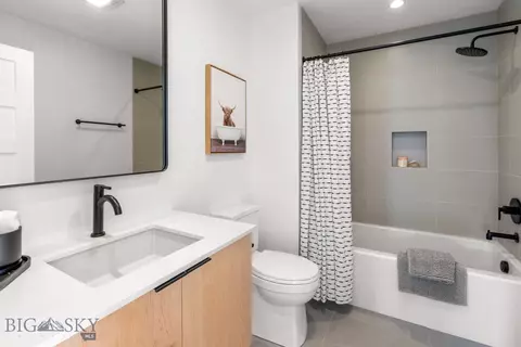Bath - 1492 Windrow Dr, Bozeman, MT 59718 photo 7 of 8