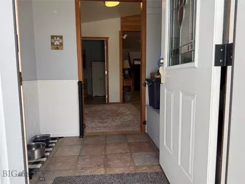 Entry Way - 119 E 9th, Big Timber, MT 59011 photo 1 of 5