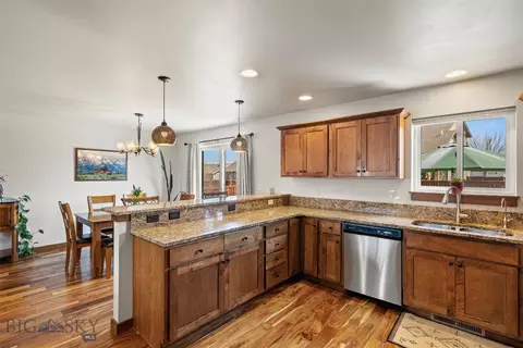 Kitchen - 22 Teita Dr, Bozeman, MT 59718 photo 2 of 6