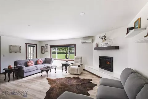 Living - 236 Cirque Dr, Bozeman, MT 59718 photo 2 of 3