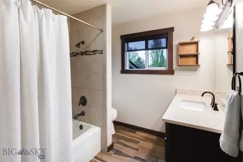 Bath - 236 Cirque Dr, Bozeman, MT 59718 photo 4 of 4