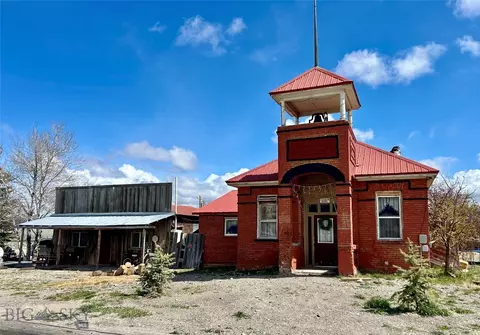 435 Oregon Shortline Rd, Dell, MT 59724