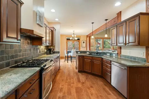 Kitchen - 2 Grouse Ct, Clancy, MT 59634 photo 3 of 5