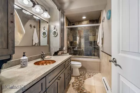 Bath - 4925 Itana Cir, Bozeman, MT 59715 photo 1 of 6