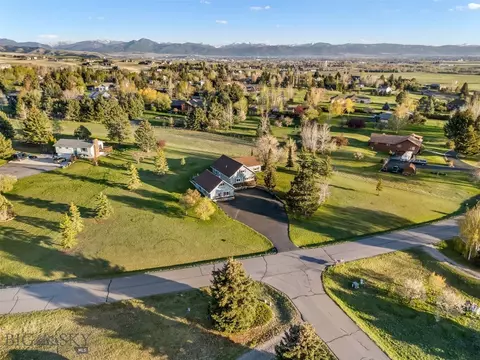 View/Area - 4925 Itana Cir, Bozeman, MT 59715 photo 4 of 11