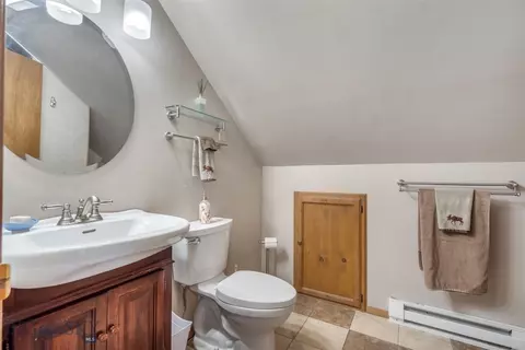 Bath - 4925 Itana Cir, Bozeman, MT 59715 photo 4 of 6