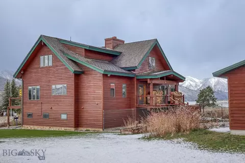 315 Lakeview Loop, West Yellowstone, MT 59758