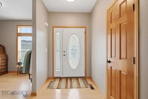 320 Spring St, Gardiner, MT 59030 photo 9