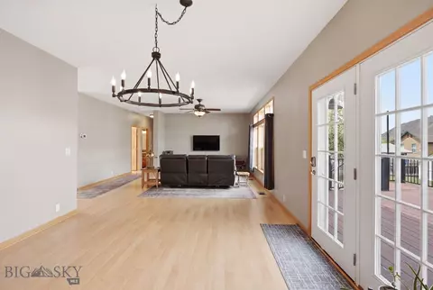 320 Spring St, Gardiner, MT 59030 photo 7