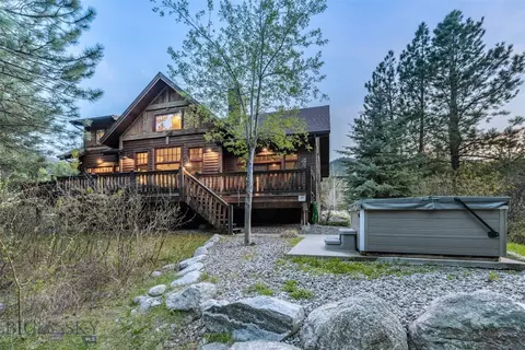64190 Gallatin Rd, Gallatin Gateway, MT 59730