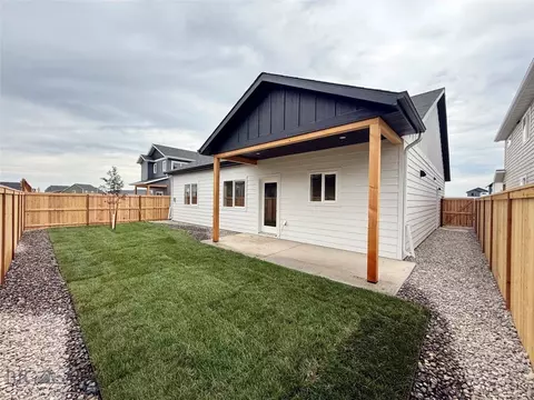 810 Accolade Loop, Belgrade, MT 59714 photo 2