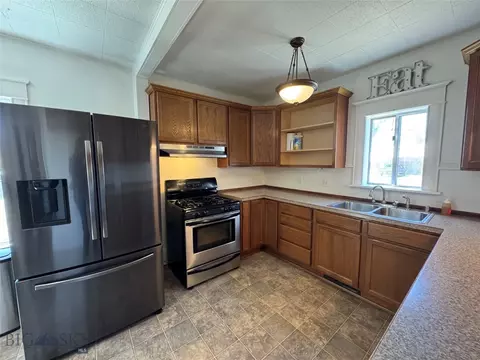 403 E 6th Ave, Big Timber, MT 59011 photo 11