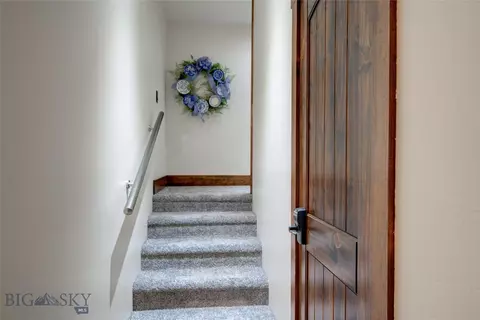 Entry Way - 27 Badger Rd, Pray, MT 59065 photo 4 of 7
