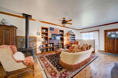 Living - 27 Badger Rd, Pray, MT 59065 photo 12 of 13