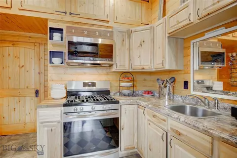 Kitchen - 27 Badger Rd, Pray, MT 59065 photo 1 of 7