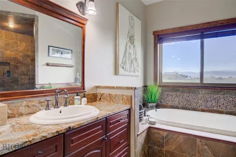 Bath - 27 Badger Rd, Pray, MT 59065 photo 3 of 13