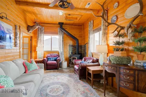 Living - 27 Badger Rd, Pray, MT 59065 photo 4 of 13