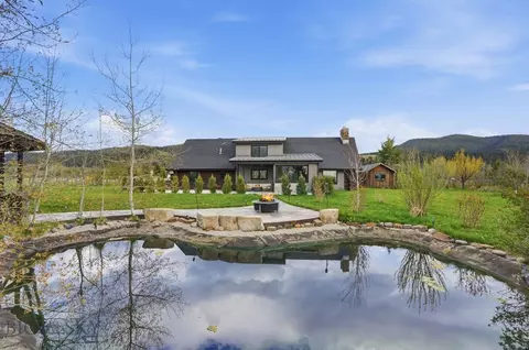 1589 Cougar Dr, Bozeman, MT 59718