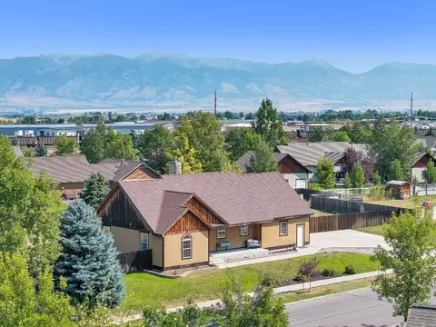 734 Landmark Dr, Belgrade, MT 59714