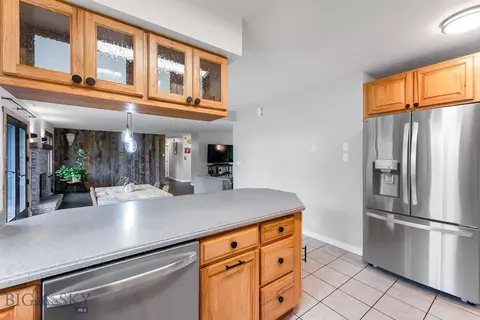Kitchen - 229 Cirque Dr, Bozeman, MT 59718 photo 3 of 4