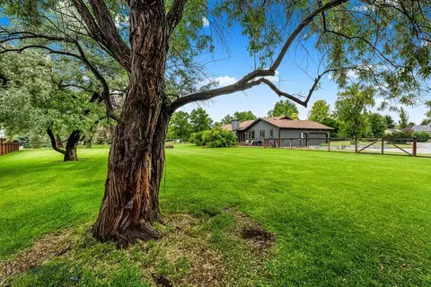 Exterior - 229 Cirque Dr, Bozeman, MT 59718 photo 3 of 10