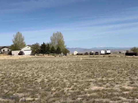 363 Expedition Dr, Dillon, MT 59725 photo 3