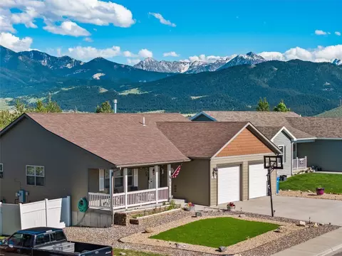 812 Pleiades Pl, Livingston, MT 59047