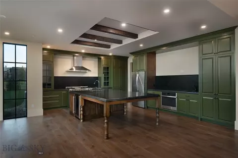 Kitchen - 657 Hyalite View Dr, Bozeman, MT 59718 photo 3 of 7