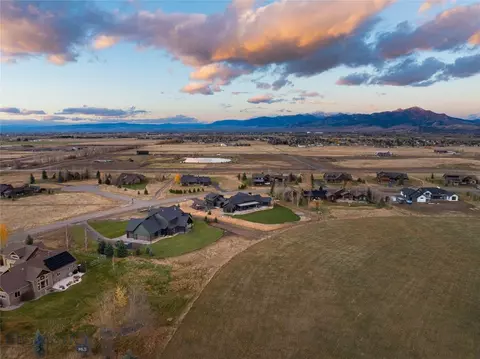 View/Area - 657 Hyalite View Dr, Bozeman, MT 59718 photo 2 of 4