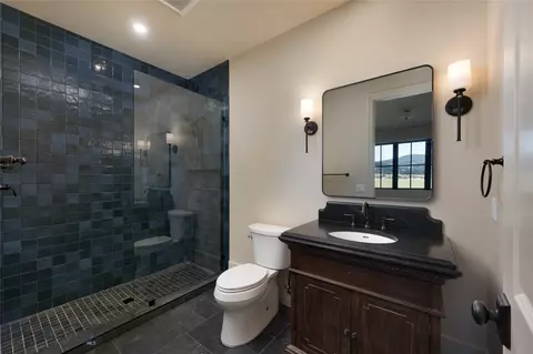 Bath - 657 Hyalite View Dr, Bozeman, MT 59718 photo 5 of 8