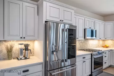 Kitchen - 950 White Horse Loop, Bozeman, MT 59718 photo 7 of 7