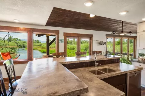 Kitchen - 1872 Webster Ln, Dillon, MT 59725 photo 7 of 9