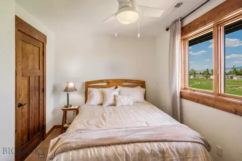 Bedroom - 1872 Webster Ln, Dillon, MT 59725 photo 7 of 9