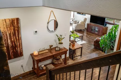 Entry Way - 1872 Webster Ln, Dillon, MT 59725 photo 6 of 8